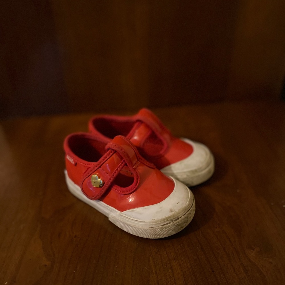 Vans - Picture 2 of 3